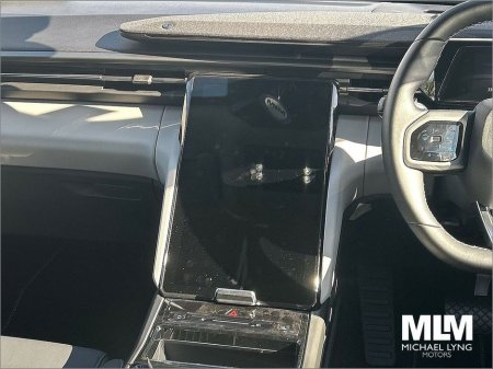 2025 Ford Explorer Select 77kWh Extended Range RWD Drivers Assistant Pack €41,995 thumbnail