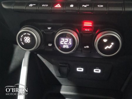 2023 Dacia Duster 1.0 TCe 90 Journey €20,900 thumbnail