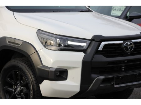 2026 Toyota Hilux - thumbnail 11