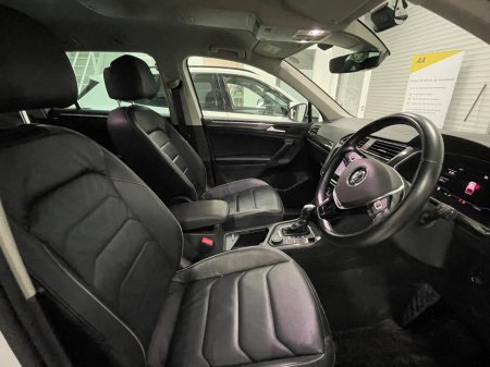 2020 Volkswagen Tiguan 2.0 TDI 150HP Highline DSG €29,495 thumbnail