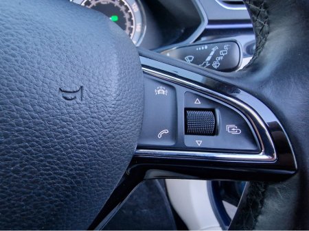 2016 Skoda Superb LAURIN & KLEMENT 2.0 AUTOMATIC €17,950 thumbnail