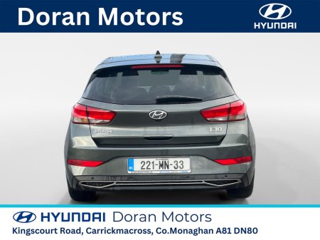 2022 Hyundai i30 I 30 DELUXE 5DR €23,500 thumbnail