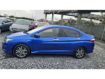 2017 Honda Grace - thumbnail 7