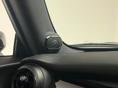 2023 MINI Cooper S ELECTRIC LEVEL 3 €23,990 thumbnail