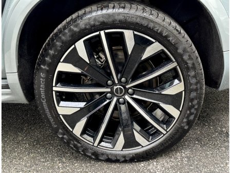 2025 Volvo XC90 - thumbnail 28