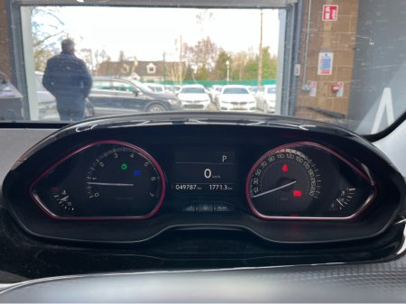 2020 Peugeot 2008 - thumbnail 21