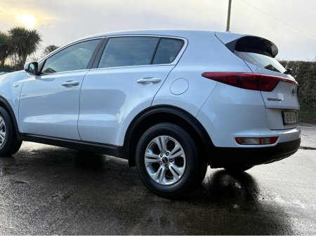 2016 Kia Sportage - thumbnail 3