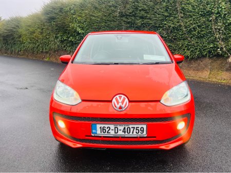 2016 Volkswagen up! DBA-AACHY 5DR €9,950 thumbnail