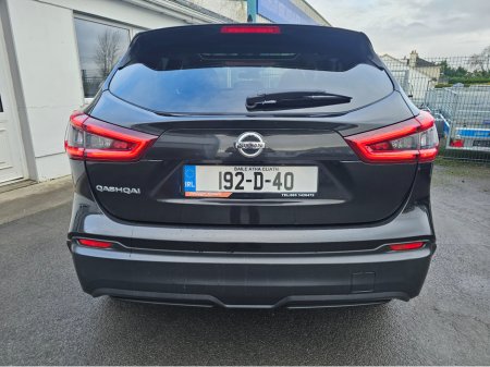 2019 Nissan Qashqai 1.3 SV MY19 4DR €15,950 thumbnail