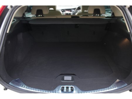 2017 Volvo V60 - thumbnail 20