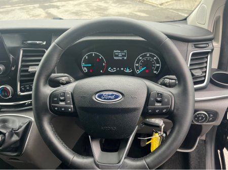 2022 Ford Tourneo - thumbnail 16