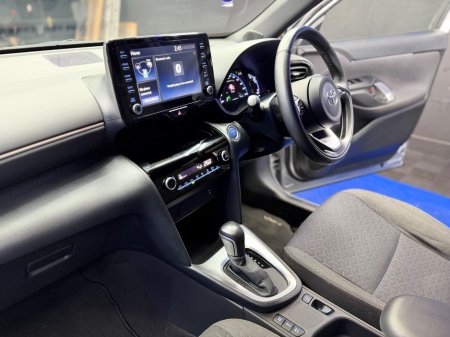 2023 Toyota Yaris Cross - thumbnail 16