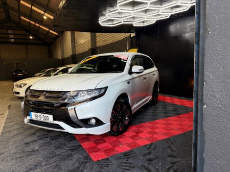 2016 Mitsubishi Outlander - thumbnail 7