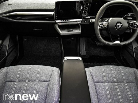 2023 Renault Megane E-Tech EV60 220hp Techno €28,490