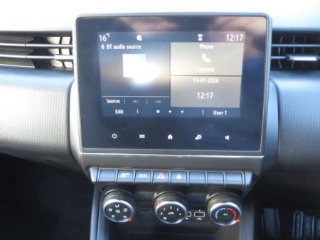 2022 Renault Clio Dynamique Edition TCE 90 €14,950 thumbnail