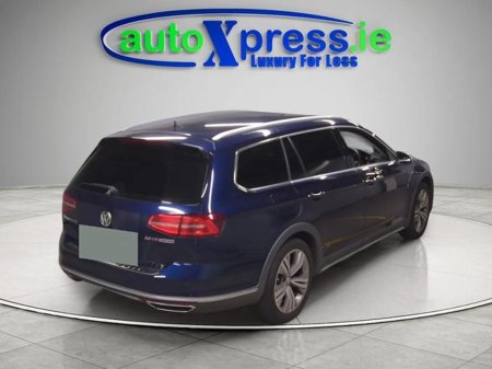 2019 Volkswagen Passat - thumbnail 3