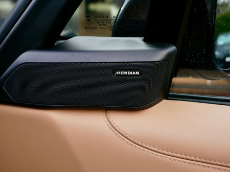 2024 Land Rover Range Rover SWB 3.0 I6 PHEV SE €128,950 thumbnail