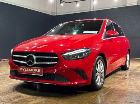 2019 Mercedes-Benz B Class B180 1.4 AUTOMATIC - HALF BLACK LEATHER - FACTORY ALLOY WHEELS - ELECTRIC/HEATED SEAT - REAR CAMERA €24,950 thumbnail
