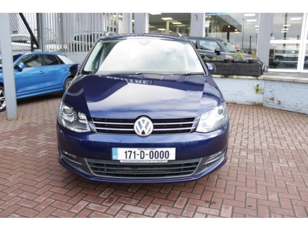 2017 Volkswagen Sharan 1.4TSI HIGHLINE EDITION  5DR MPV 7 SEAT AUTO // HUGE SPEC // 118,000KM'S / IMMACUALTE CONDITION // BUY WITH CONFIDENCE AA AND SIMI APPROVED DEALER 2025 // FINANCE ARRANGED // ALL TRADE INS WELCOME // €25,950 thumbnail