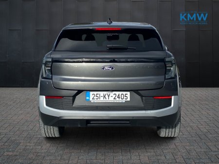 2025 Ford Explorer Extended Range Premium.. Driver assistance + Heat pump €43,500 thumbnail
