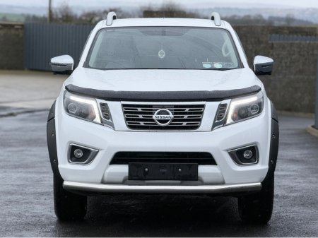 2021 Nissan Navara EXTREMELY LOW MILES - BODYKIT JUST FITTED! €25,500 thumbnail