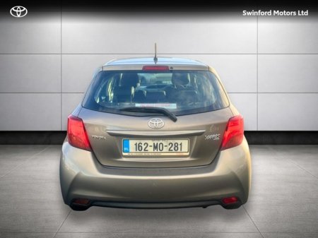 2016 Toyota Yaris YARIS 1.0 5DR LUNA thumbnail