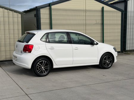2014 Volkswagen Polo - thumbnail 8