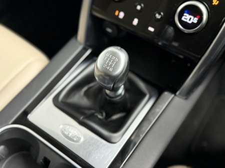 2020 Land Rover Discovery Sport - thumbnail 18