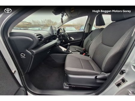 2023 Toyota Yaris 1.0 Luna Manual €21,950 thumbnail