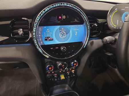 2022 MINI Hatch Electric Level 2 €20,950 thumbnail