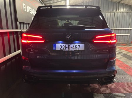 2022 BMW X5 xDrive45e xLine €59,950 thumbnail