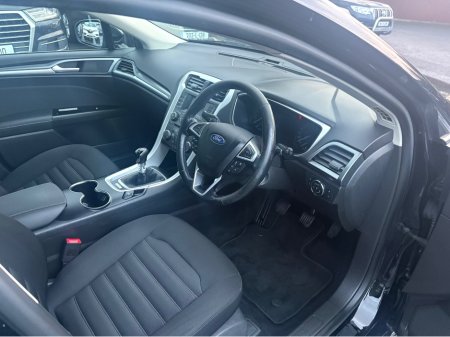 2019 Ford Mondeo ZETEC 2.0 TD 150PS 6SPEED 5DR 4DR thumbnail