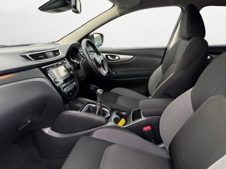 2018 Nissan Qashqai - thumbnail 6