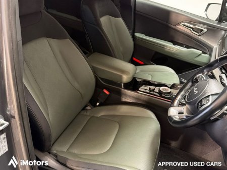 2024 Kia Sportage AWD Hybrid Anniversary 5DR €40,500 thumbnail