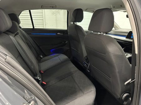 2021 Volkswagen Golf - thumbnail 37