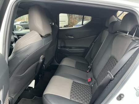 2023 Toyota C-HR - thumbnail 7