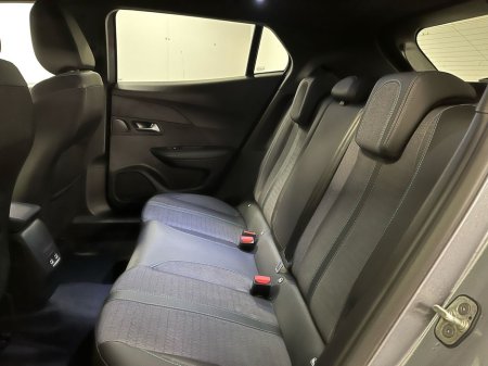 2022 Peugeot 2008 Allure Premium+ EV 136PS - Reversing Camera - Sat Nav - Climate Control - Cruise Control - Apple CarPlay/Android Auto €21,950 thumbnail