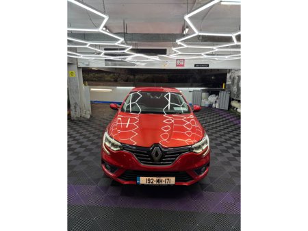 2019 Renault Megane - thumbnail 2