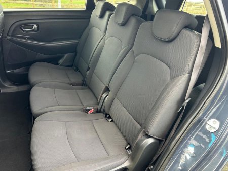 2016 Kia Carens 1.7D 7 SEATER 7 5DR *PRESTINE CONDITION*, Air Conditioning, Bluetooth, Electric Windows, Dual Zone Climate Control, Six Speed Transmission, Multi-Func €11,950