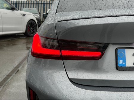 2023 BMW 3 Series - thumbnail 14