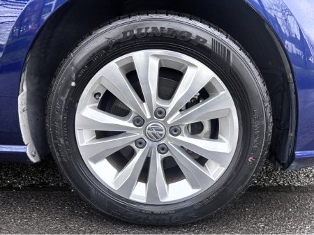 2017 Volkswagen Golf 1.2 Tsi AUTO 7.5 COMFORTLINE 5DR €16,950 thumbnail