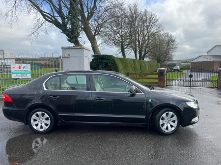 2013 Skoda Superb 1.6 TDI CR 105hp Elegance Greenline €8,950 thumbnail