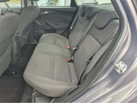 2015 Ford Focus TITANIUM 1.6 TDCI 95PS 4DR €6,999 thumbnail