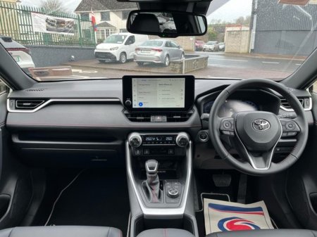 2025 Toyota Rav4 - thumbnail 8