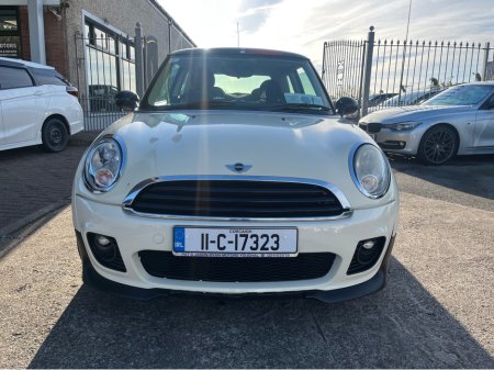 2011 MINI Hatch 1.6 3DR ONE €3,500