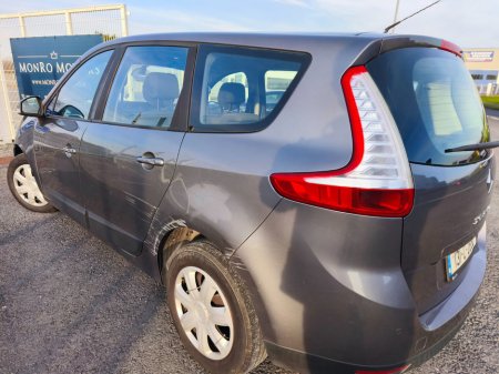 2013 Renault Grand Scenic - thumbnail 5