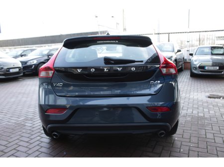 2019 Volvo V40 2.0D4 INSCRIPTION 5DR HATCHBACK AUTO HUGE SPEC  // 1 OWNER CAR // AS NEW CONDITION THROUGHOUT // BUY WITH CONFIDENCE AA AND SIMI APPROVED DEALER 2026 // FINANCE ARRANGED // €19,950 thumbnail