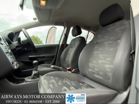 2014 Opel Corsa - thumbnail 14