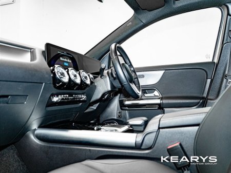 2023 Mercedes-Benz EQA - thumbnail 9