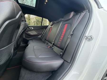 2021 BMW 1 Series - thumbnail 23